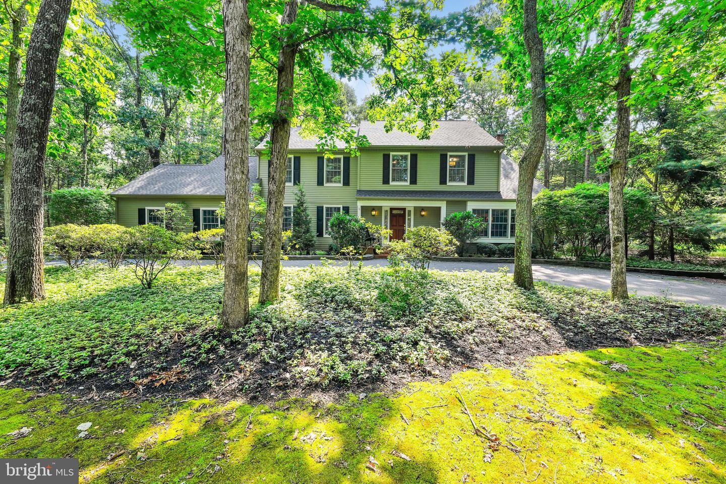 Property Photo:  13 Highwood Court  NJ 08055 