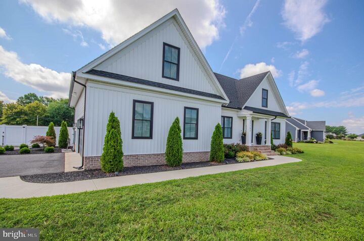 Property Photo: 27152 Equestrian Drive MD 21801