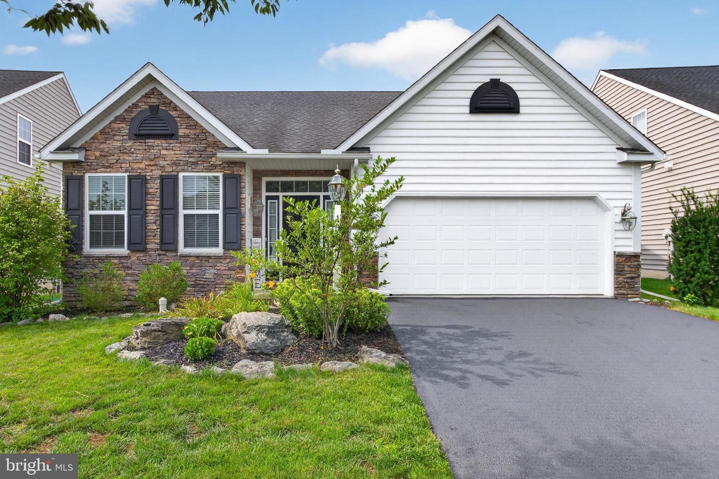 Property Photo:  135 Goldenfield Drive  PA 17603 