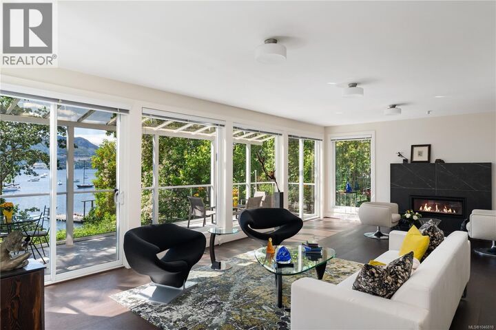 Property Photo: 7090 Brentwood Drive BC V8M 1B6