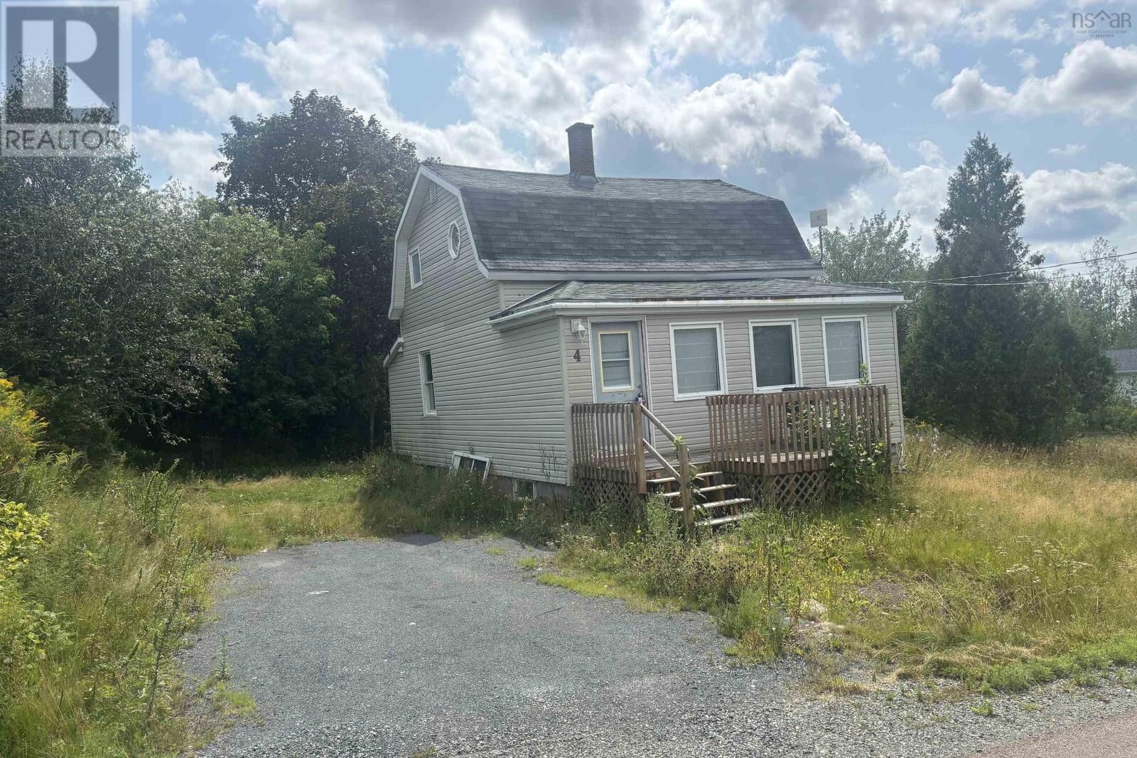 Property Photo: 4 Starr Street NS B0M 1X0
