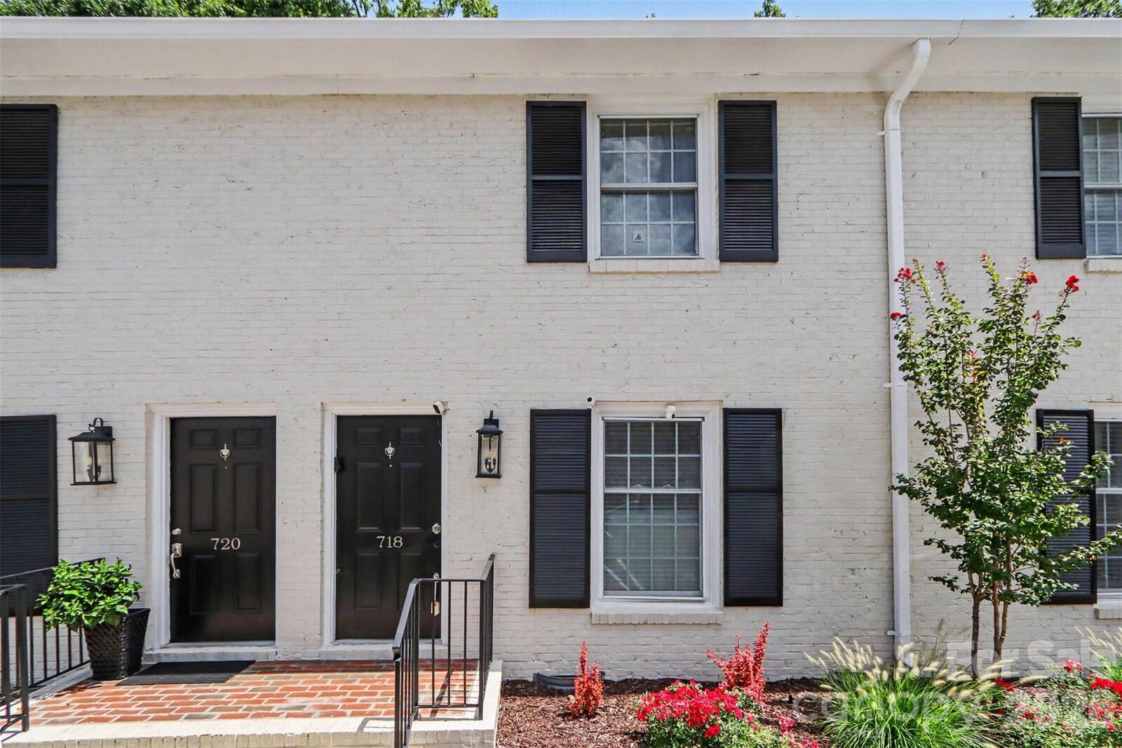 Property Photo: 718 W Franklin Street NC 28112