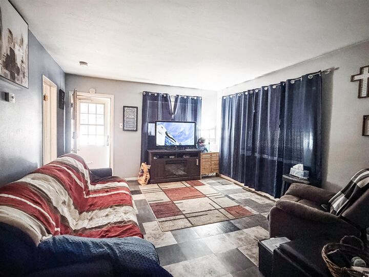 Property Photo: 3048 Ames Ct WY 82001