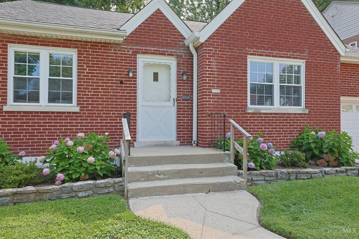 Property Photo: 1132 Betty Lane OH 45238