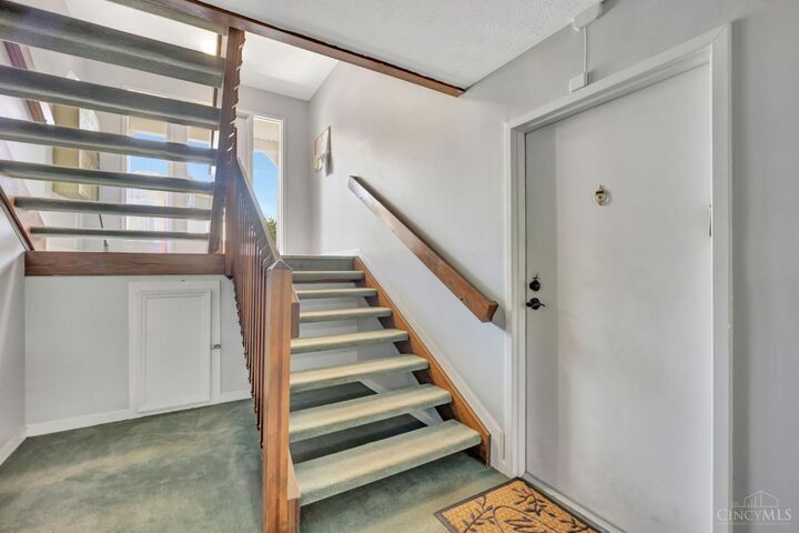 Property Photo: 12171 Regency Run Court OH 45240
