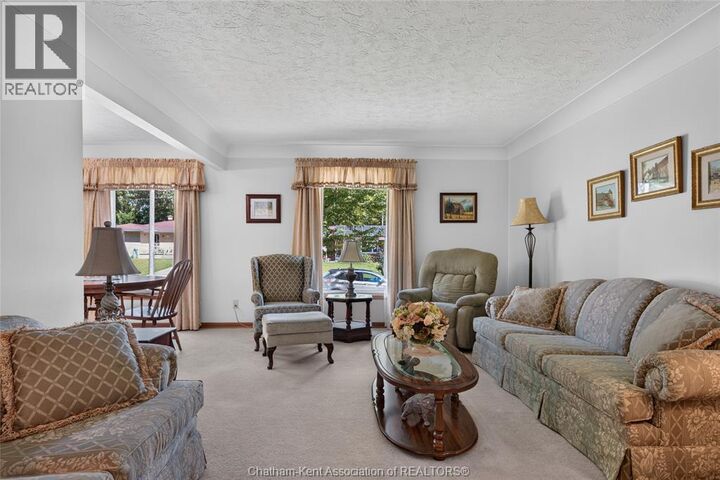 Property Photo: 18 Cameo Drive ON N8H 1J2