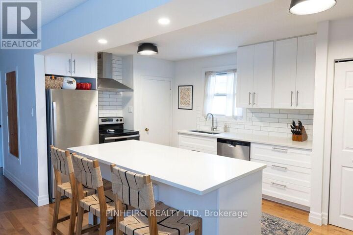 Property Photo:  83 Emery Street West  ON N6J 1R9 