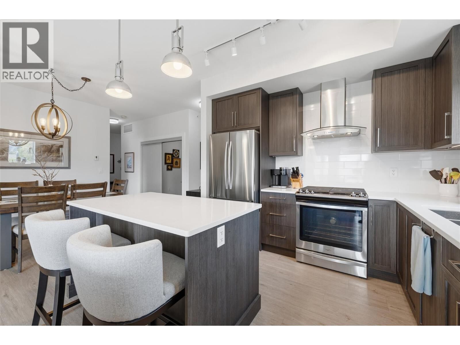 Property Photo:  4380 Lakeshore Road Ph21  BC V1W 5H5 