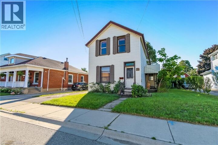 Property Photo: 49 Grand Street ON N3R 4B3