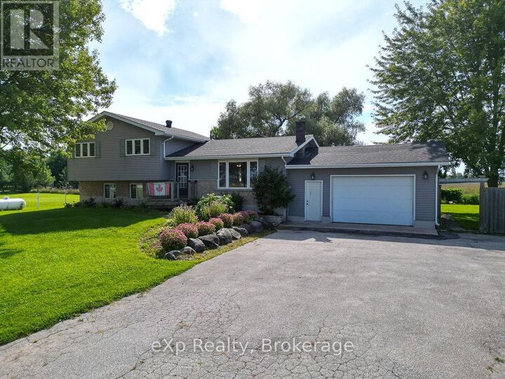 3595 Bruce Road 3 — photo 1