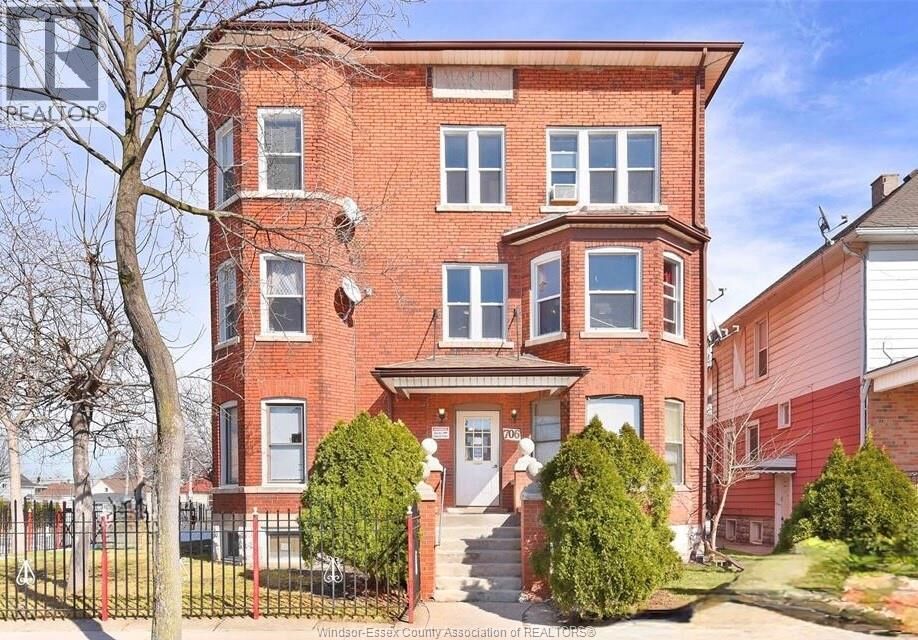 Property Photo: 706 Marentette Avenue 1 ON N9A 1Z6