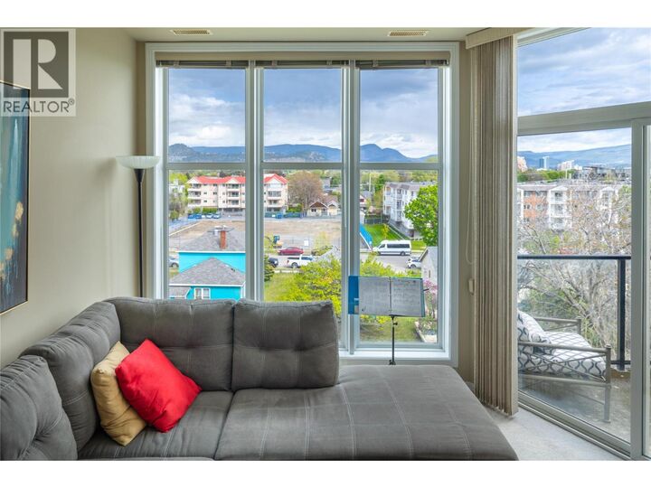Property Photo:  1327 St Paul Street 408  BC V1Y 2E2 