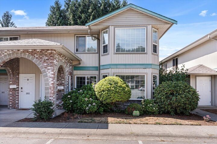Property Photo: 9855 Quarry Road 104 BC V2P 3M3