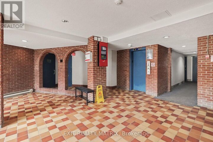 Property Photo: 2044 Arrowsmith Drive 203 C ON K1J 7V8