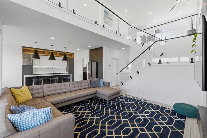Property Photo: 15 Yaleton Street MB R3Y 2H6