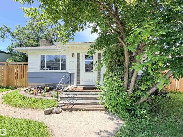 Property Photo:  10416 100 Avenue  AB T7P 1T6 