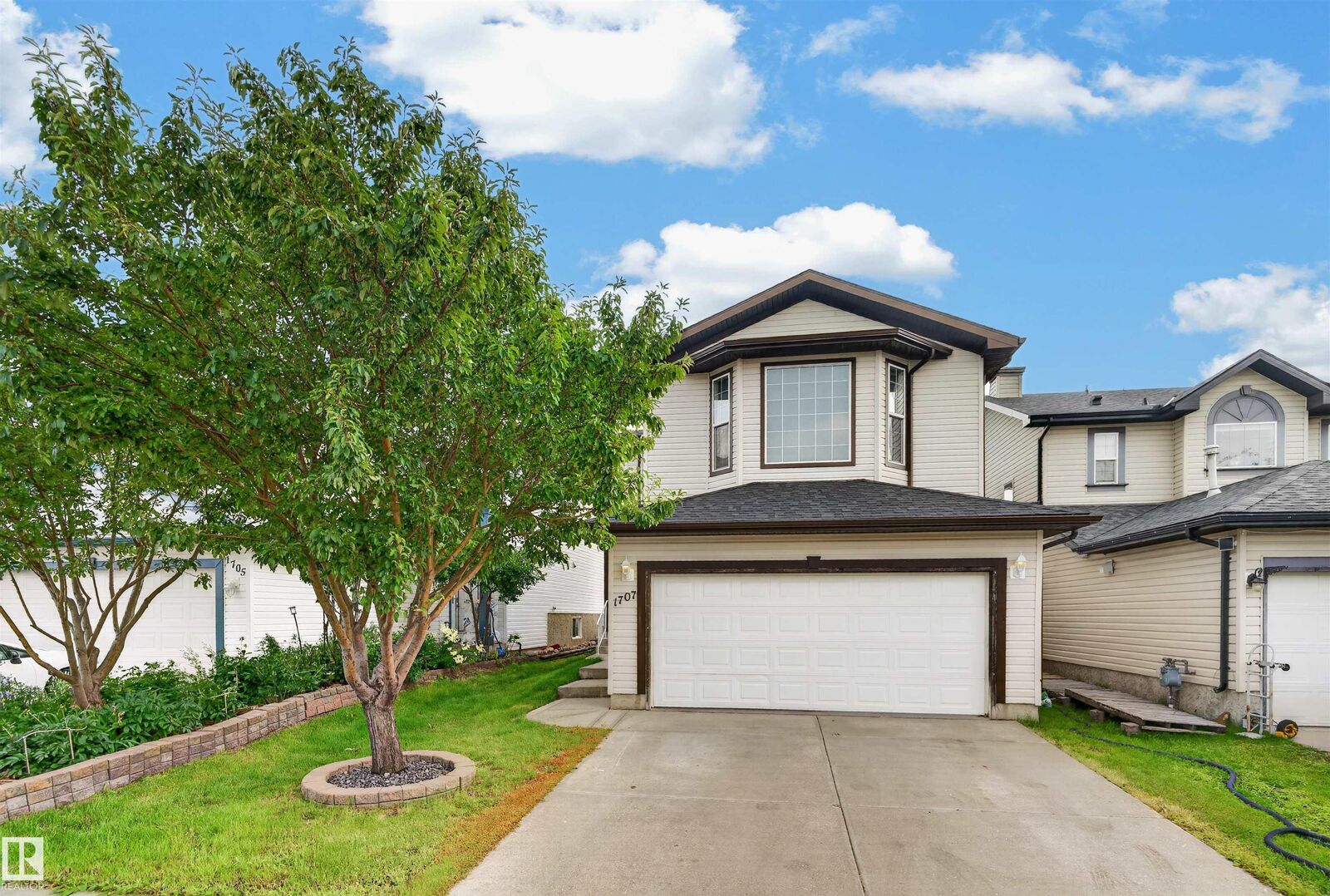 Property Photo: 1707 37A Avenue NW AB T6T 1X9