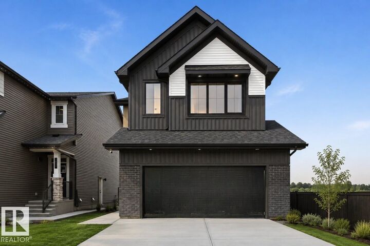 7105 50A Avenue — photo 1