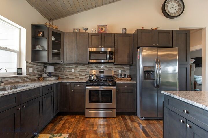 Property Photo:  14 Sharptail Place  MT 59752 