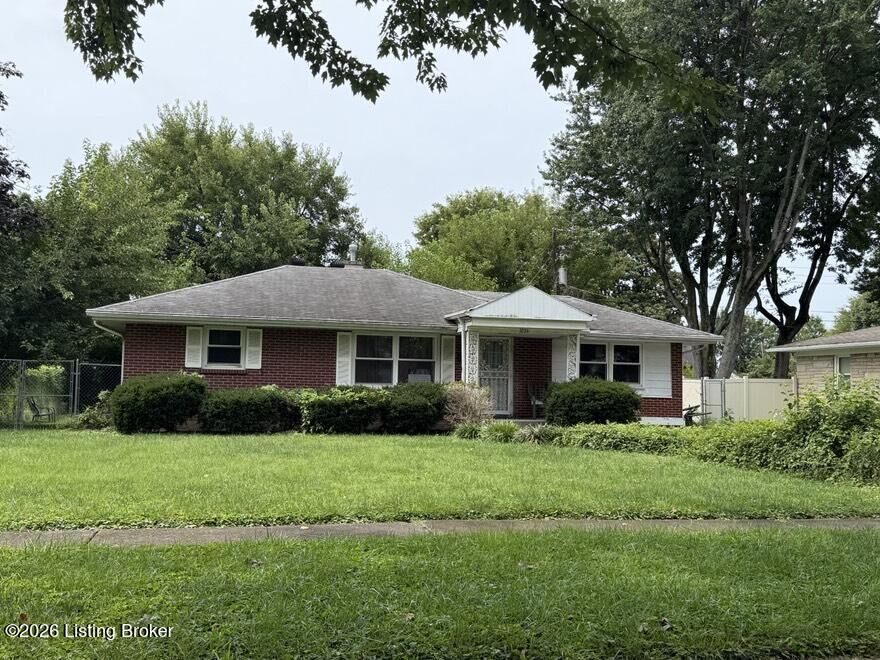 Property Photo: 3224 Stratford Ave KY 40218