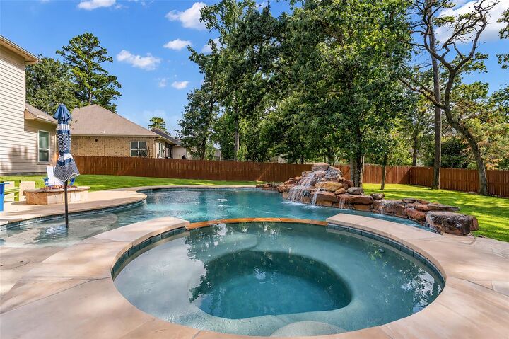 Property Photo:  232 Magnolia Reserve Loop  TX 77354 