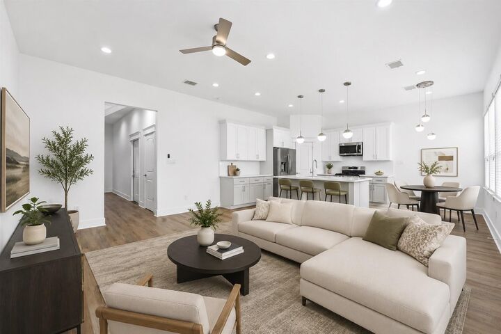 Property Photo:  2825 De Soto Street  TX 77091 