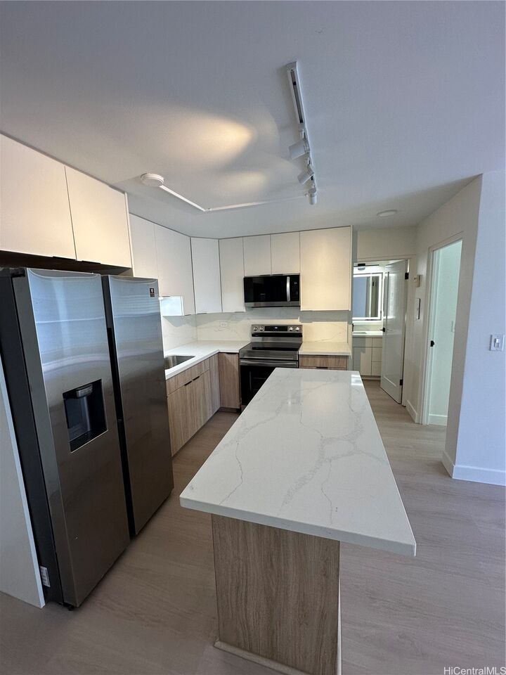 Property Photo:  2651 Kuilei Street B84  HI 96826 