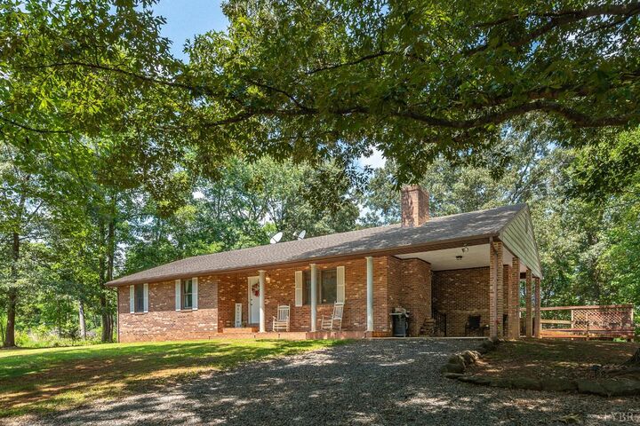 Property Photo:  214 Leatherwood Place  VA 24523 