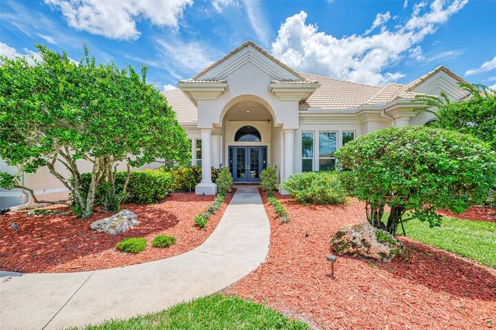 Property Photo: 7767 Alister Mackenzie Drive FL 34240