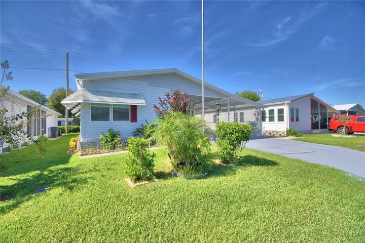 Property Photo:  6086 Southern Oaks Drive  FL 33884 