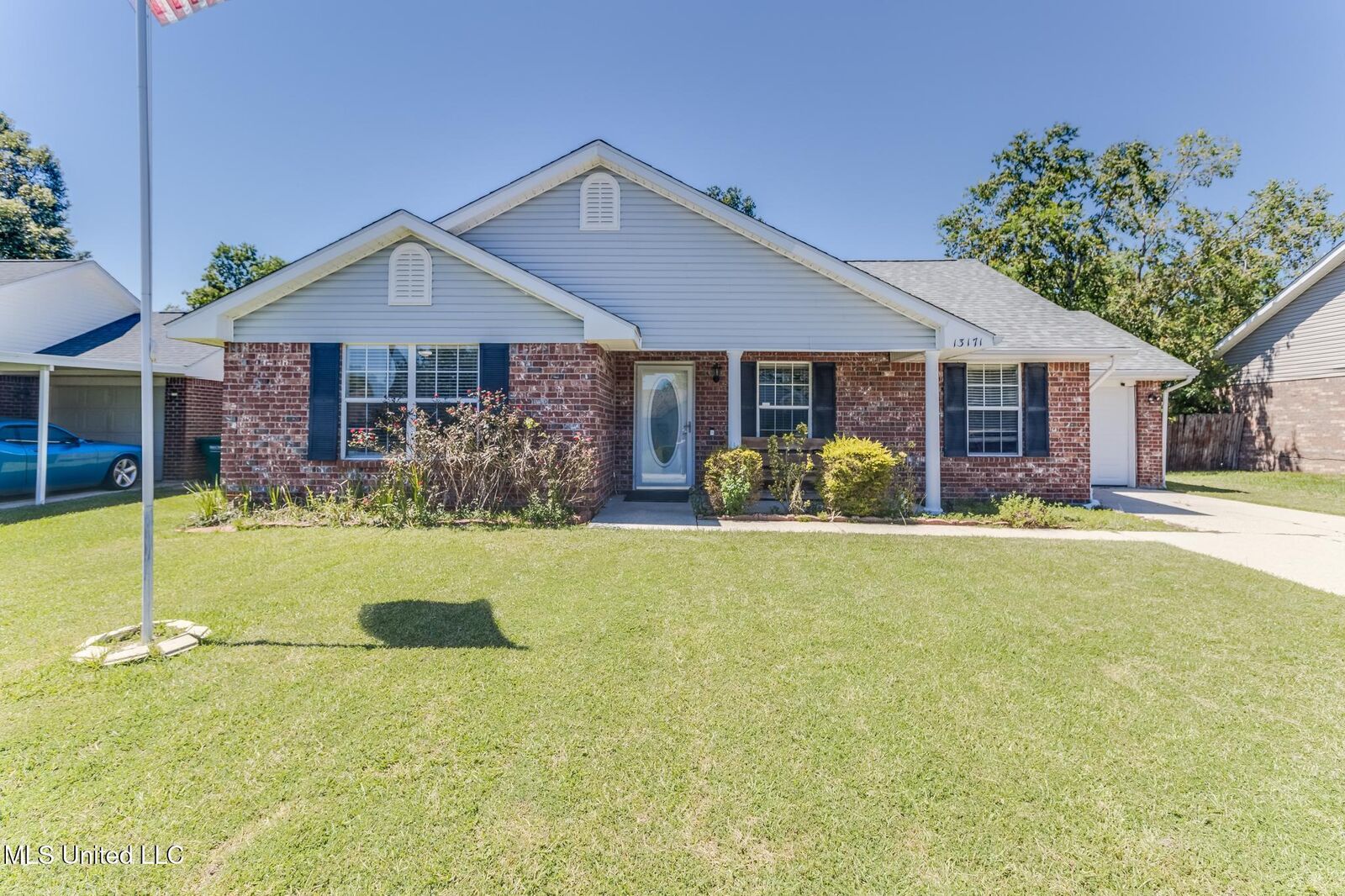 Property Photo: 13171 W Country Hills Drive MS 39503