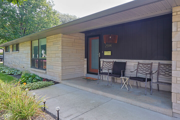 Property Photo: 2594 Franklin Street IN 47201