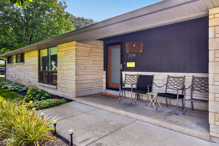 Property Photo: 2594 Franklin Street IN 47201