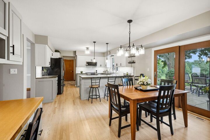 Property Photo: 2927 Willard Ln WI 53188