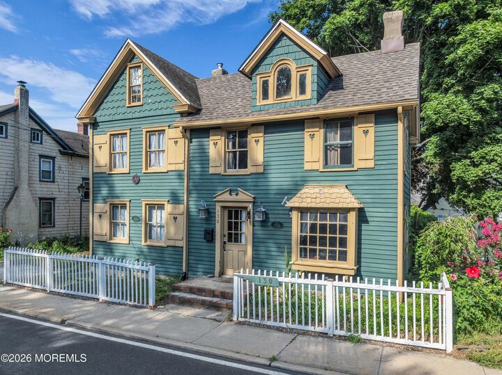 Property Photo:  130 S Green Street  NJ 08087 