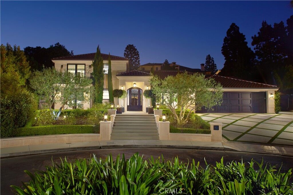 Property Photo:  4 Inverness Lane  CA 92660 