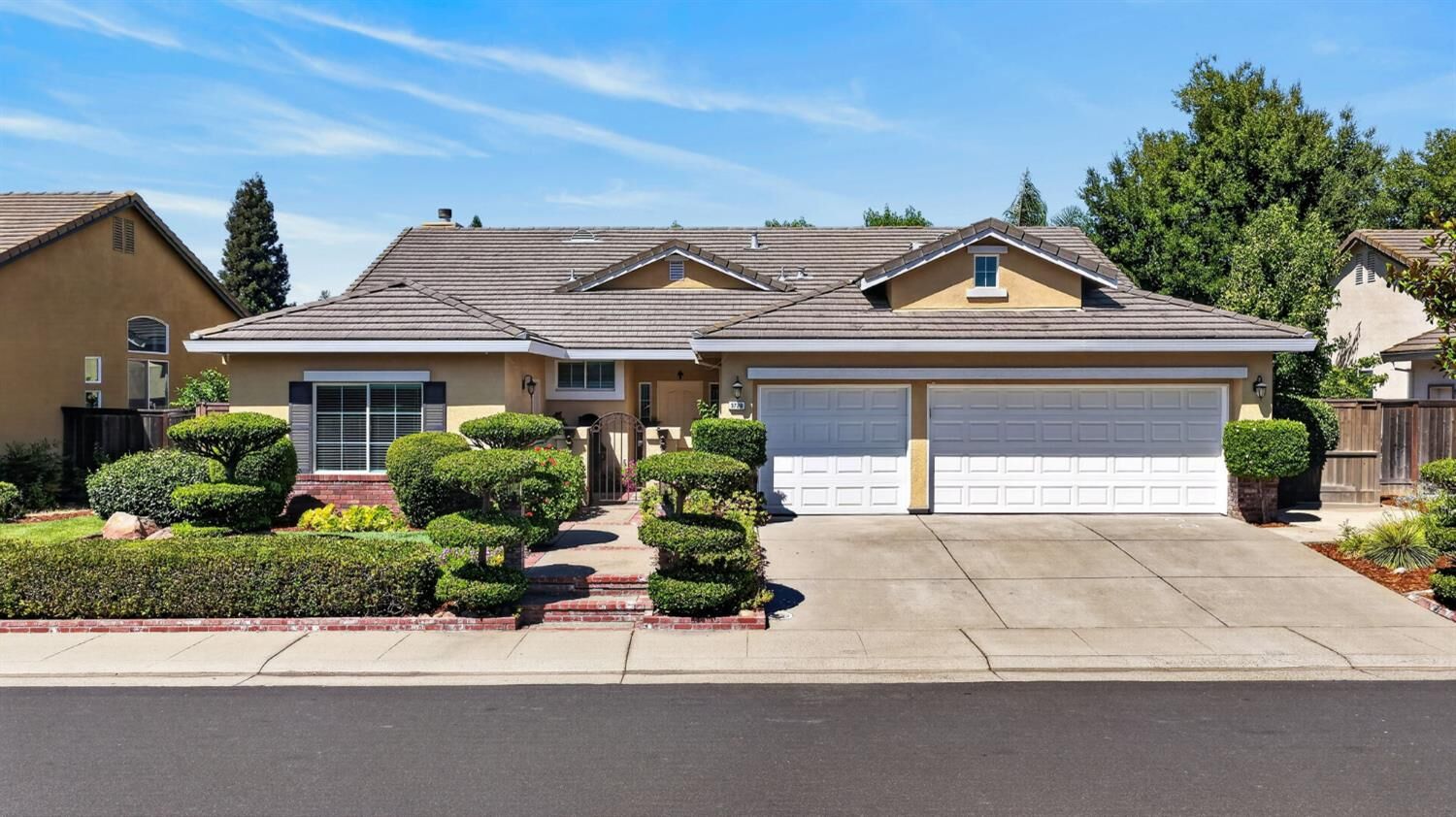 Property Photo:  3729 Lake Terrace Drive  CA 95758 