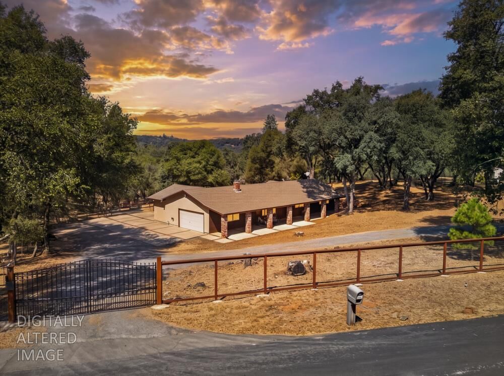 Property Photo:  2648 Golden Fawn Trail  CA 95682 