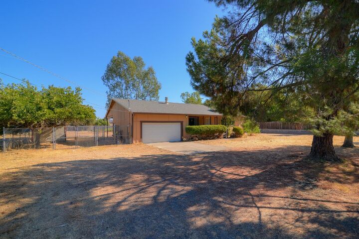 Property Photo: 1617 E Street CA 95673