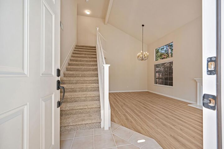 Property Photo: 2051 Beatty Way CA 95747