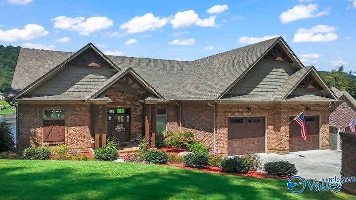 Property Photo:  2269 White Elephant Road  AL 35747 