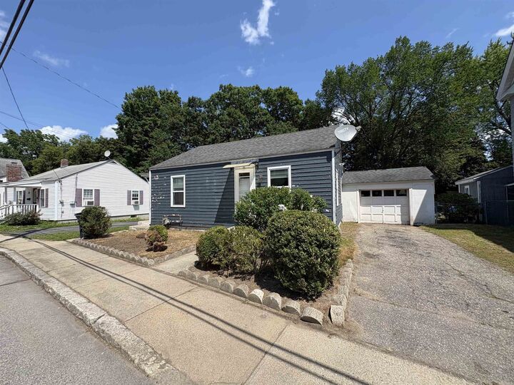 Property Photo: 35 Perham Street NH 03064