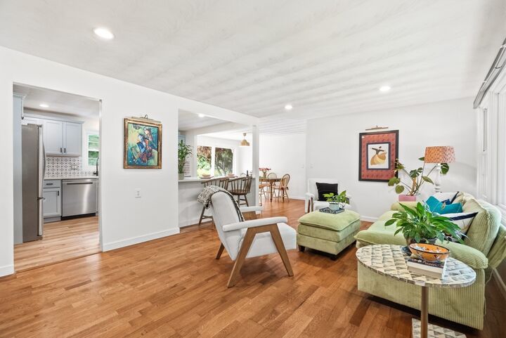 Property Photo:  38 Ruthellen Rd  MA 01824 