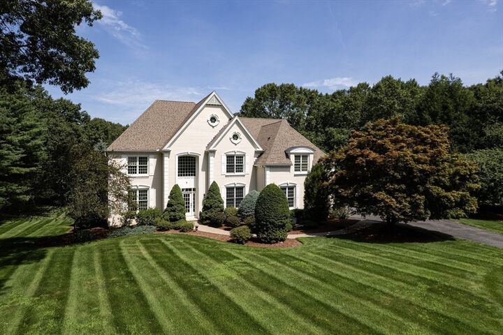 Property Photo:  5 Wellington Way  MA 01748 
