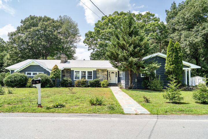 Property Photo:  3 Cathy Rd  MA 01803 