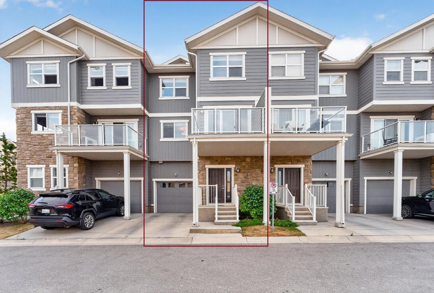 Property Photo: 905 Evanston Manor NW AB T3P 0R9