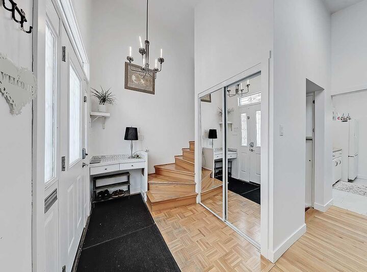 Property Photo:  247 Simons Road NW  AB T2K 2X4 