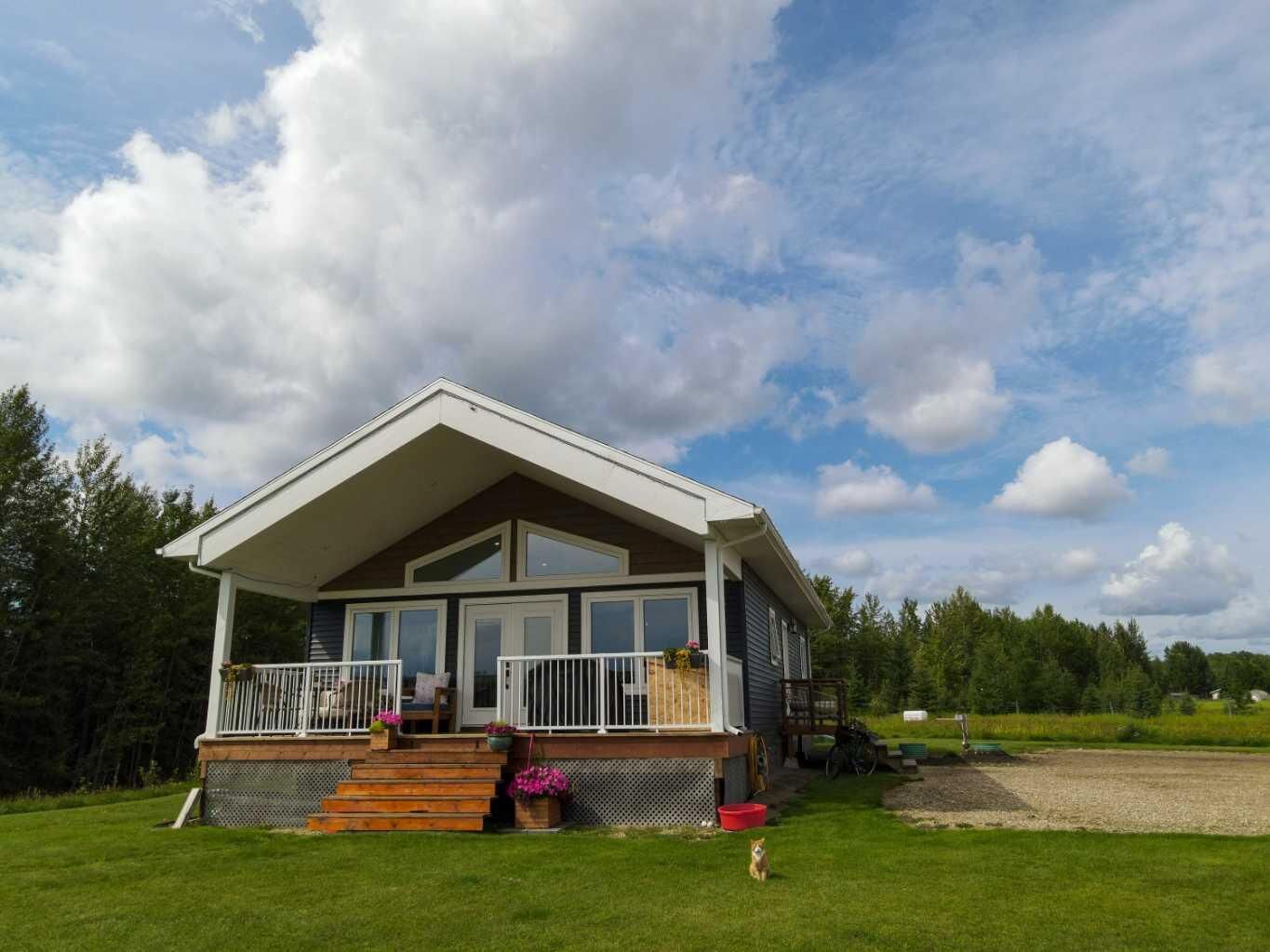 Property Photo:  593038 Hwy 32 Highway  AB T7S 1P3 