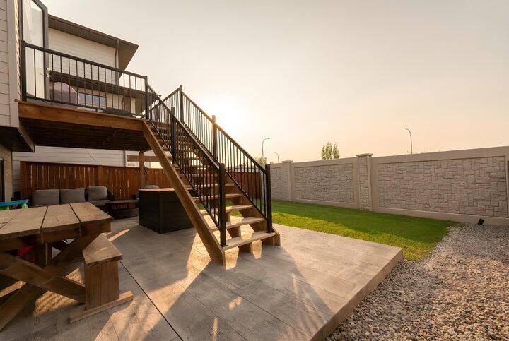 Property Photo: 781 Atlantic Cove W AB T1J 5S9