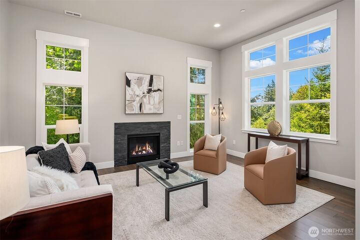 Property Photo: 1090 218th Avenue NE WA 98074